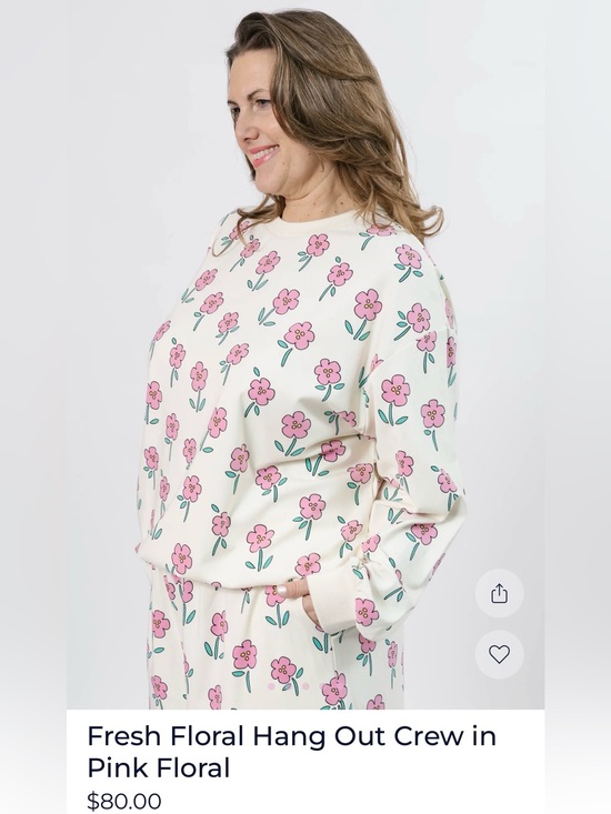 Smash + Tess Sweaters - Smash & Tess Fresh Floral Hangout Crewneck M/L